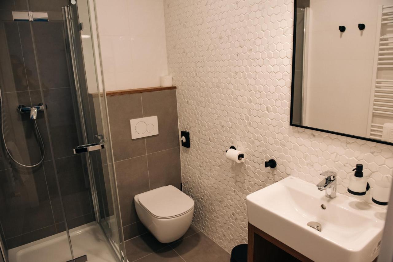 Krone Svaty Jur Ngoại thất bức ảnh